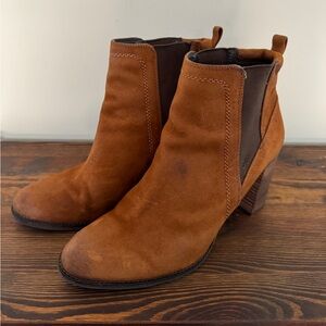 Franco Sarto suede ankle boot